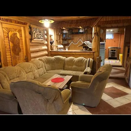 Privat Laura * Ždiar